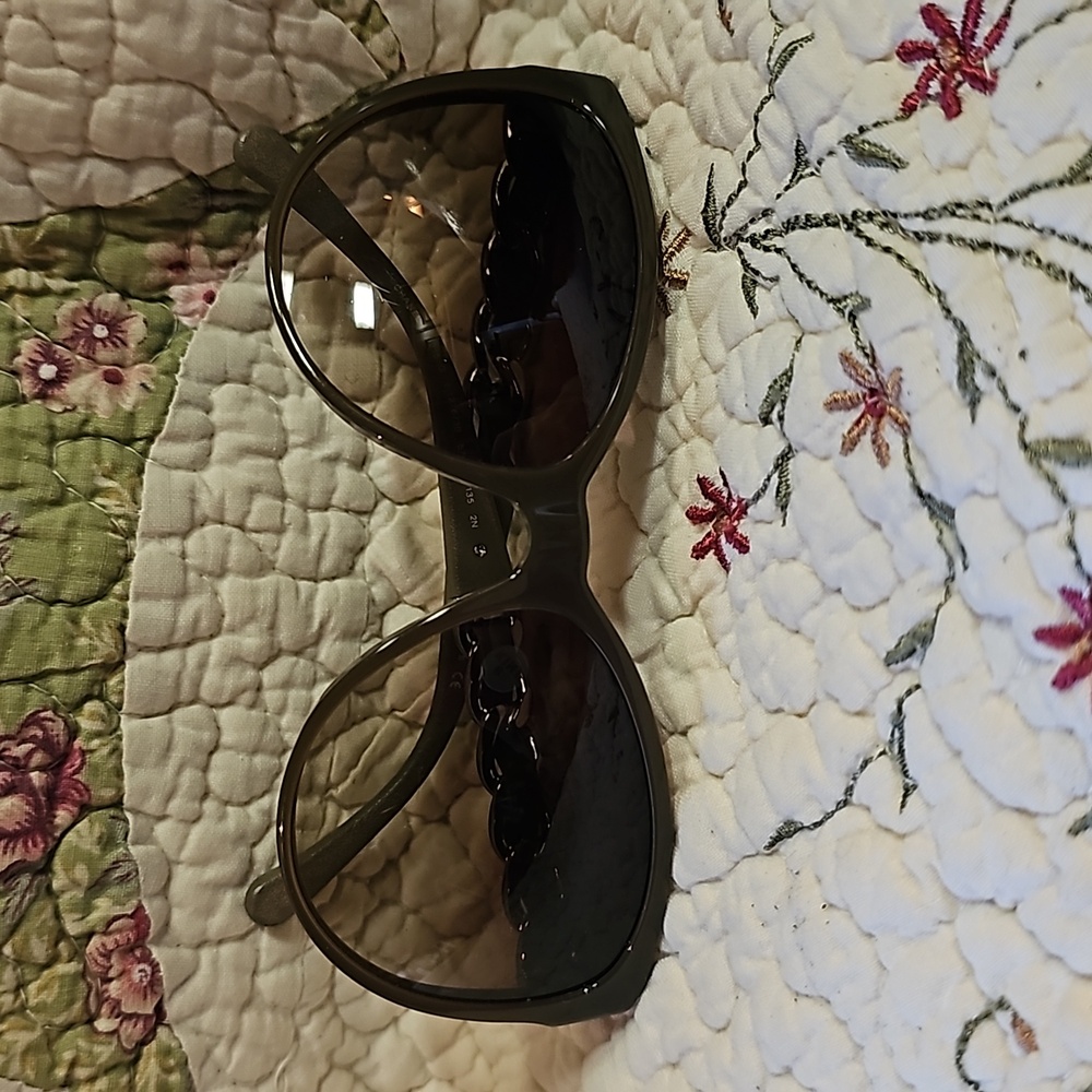 Chanel 5215-Q Sunglasses - Picture 2 of 13